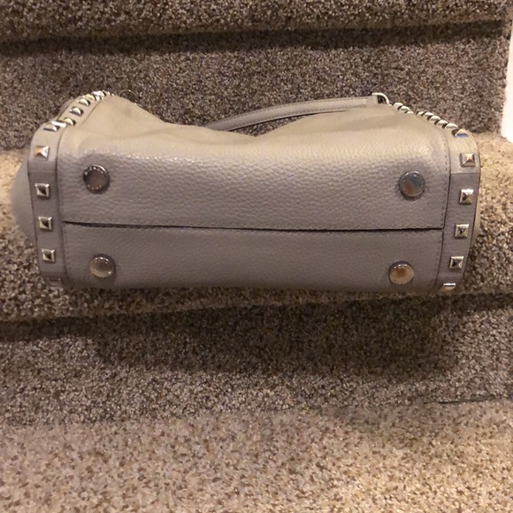 Michael Kors Medium Chain Shoulder Tote - Picture 6 of 10